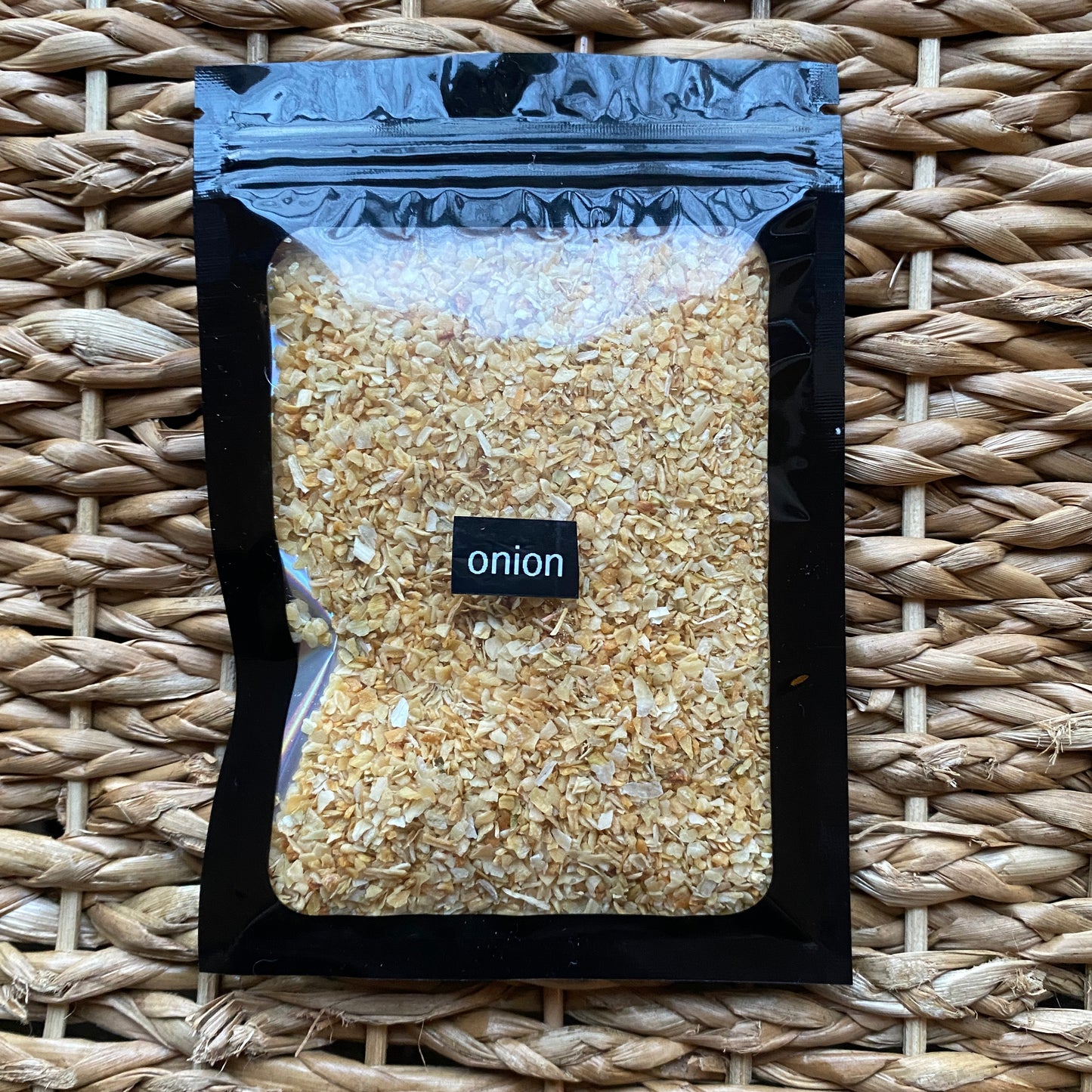 Dried onion